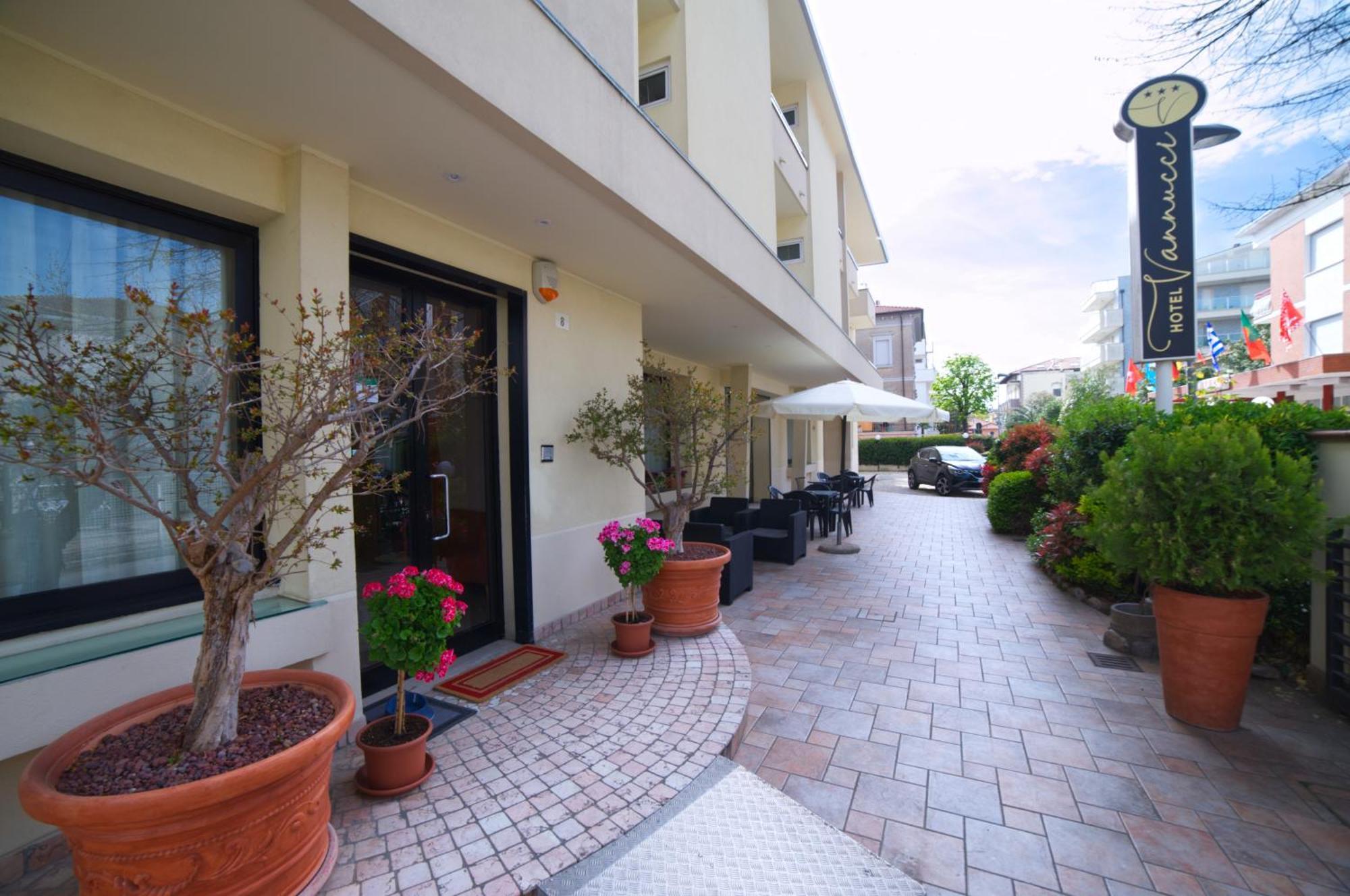 Hotel Vannucci Rimini Zewnętrze zdjęcie