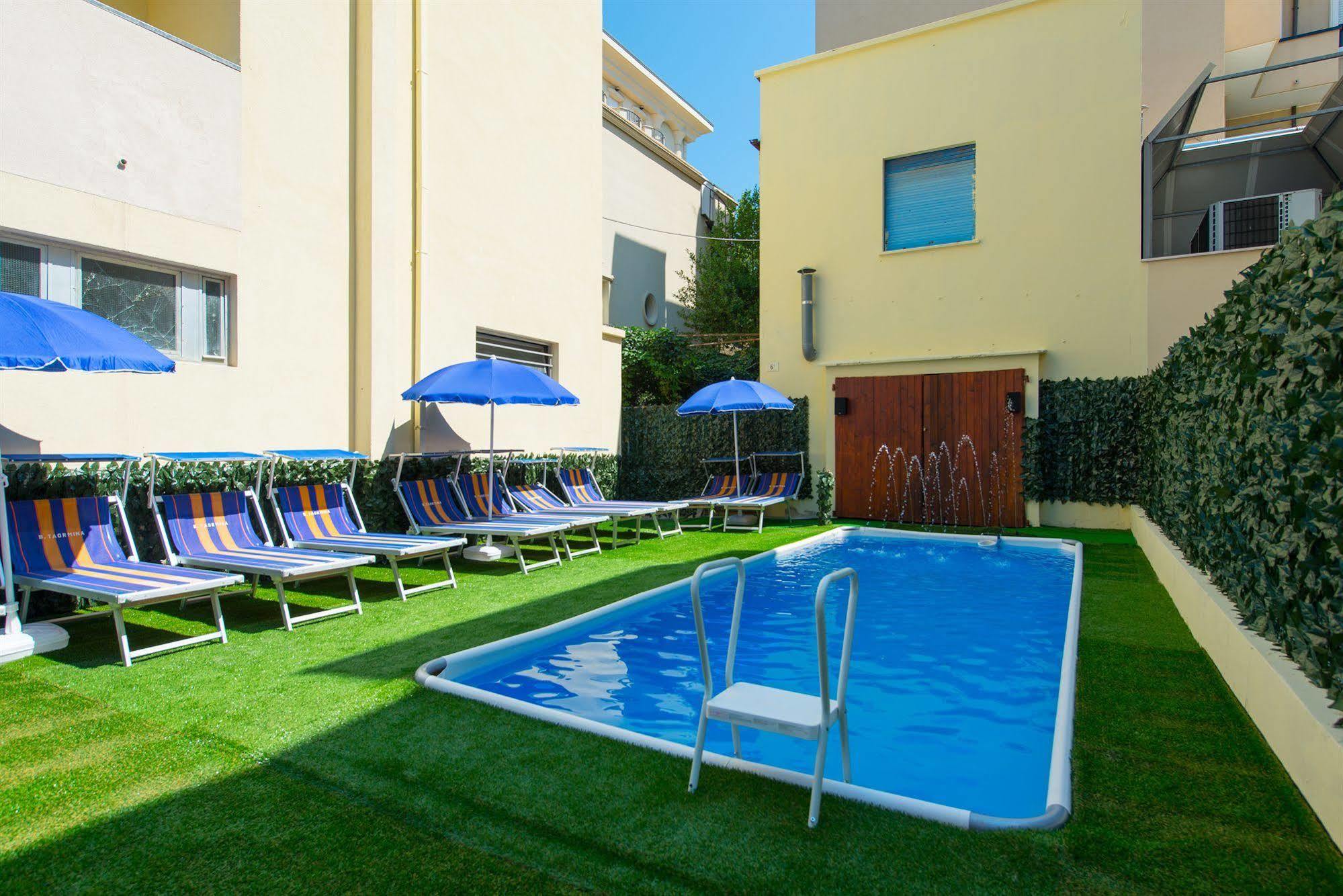 Hotel Vannucci Rimini Zewnętrze zdjęcie